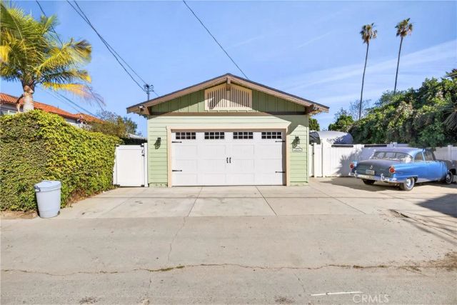 10901 Chestnut Street, Los Alamitos, CA 90720