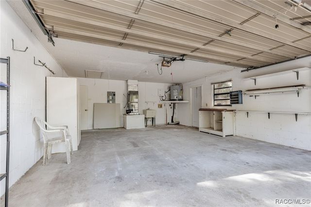 5911 N Brookgreen Drive, Crystal River, FL 34428