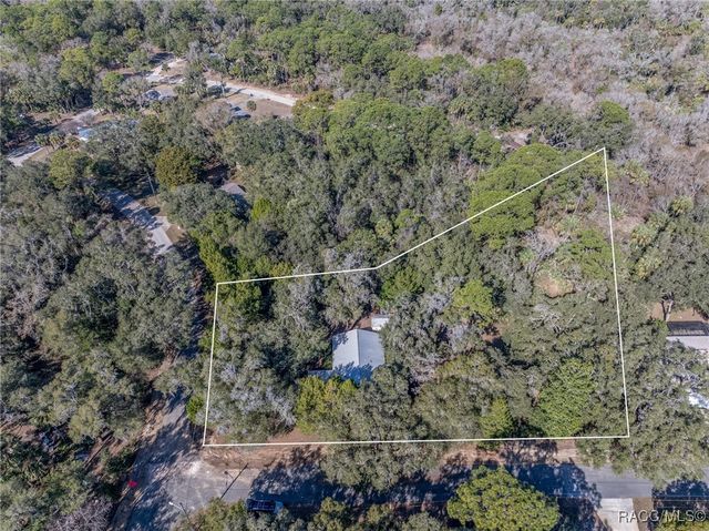 5911 N Brookgreen Drive, Crystal River, FL 34428