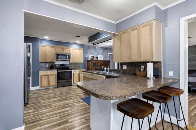 120 Mark Drive, Denison, TX 75021