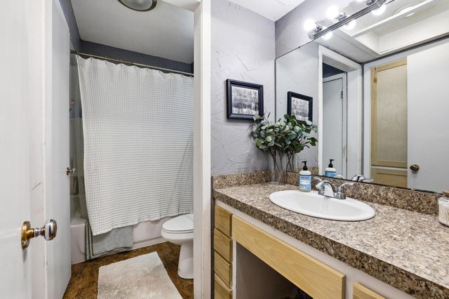 120 Mark Drive, Denison, TX 75021