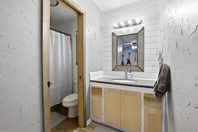 120 Mark Drive, Denison, TX 75021