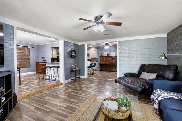 120 Mark Drive, Denison, TX 75021