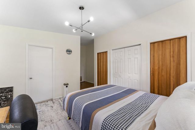 221 JUNIPER RD, Havertown, PA 19083