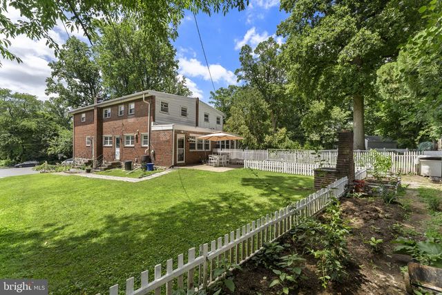 221 JUNIPER RD, Havertown, PA 19083