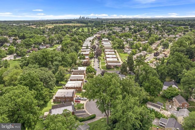 221 JUNIPER RD, Havertown, PA 19083