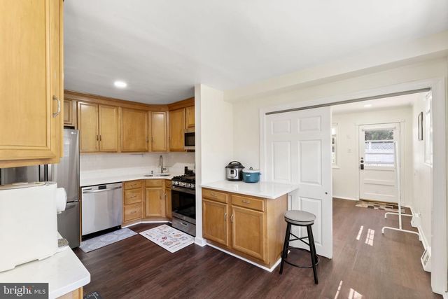 221 JUNIPER RD, Havertown, PA 19083