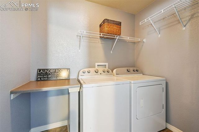 6338 Bearcat Loop, Colorado Springs, CO 80925