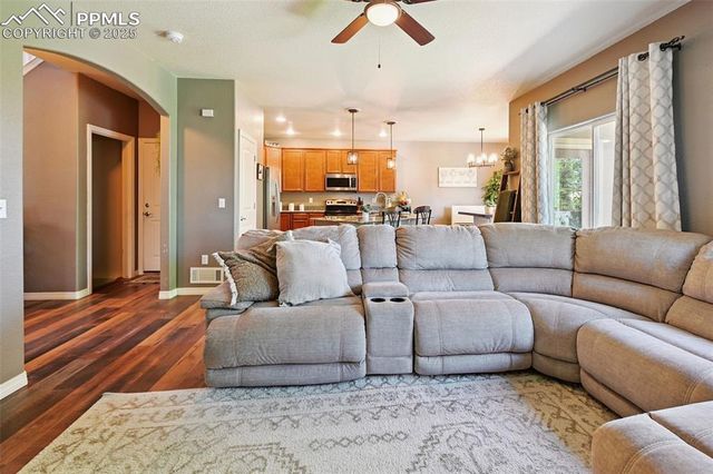 6338 Bearcat Loop, Colorado Springs, CO 80925