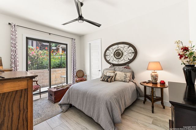 690 Kings Point, Canyon Lake, TX 78133