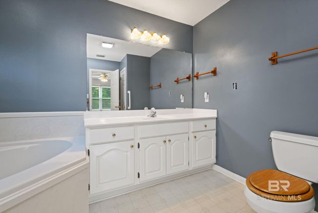 23295 College Avenue, Robertsdale, AL 36567