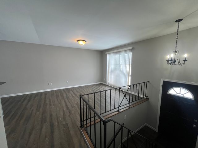 153 N Douglas Avenue, Bradley, IL 60915