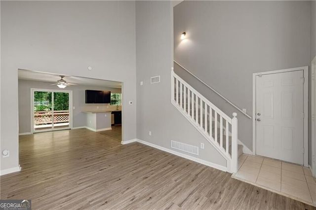2211 Sandridge Place SW, Atlanta, GA 30331