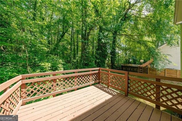 2211 Sandridge Place SW, Atlanta, GA 30331