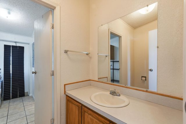 5 Calle SE, Edgewood, NM 87015