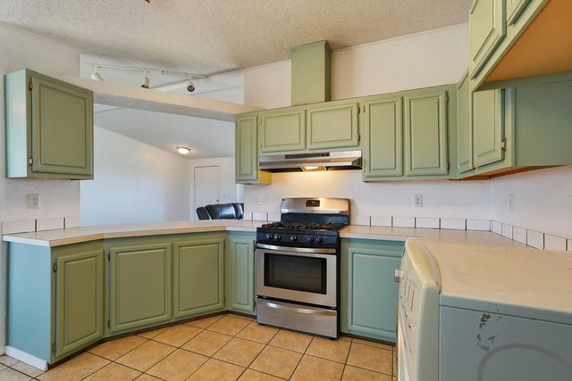 5 Calle SE, Edgewood, NM 87015