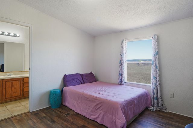5 Calle SE, Edgewood, NM 87015