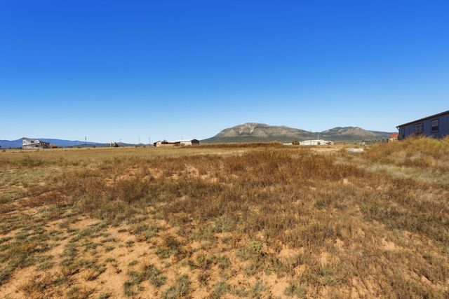 5 Calle SE, Edgewood, NM 87015