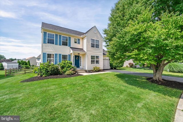 254 FLAGSTONE DR, Newark, DE 19702