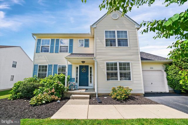 254 FLAGSTONE DR, Newark, DE 19702
