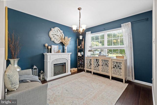 254 FLAGSTONE DR, Newark, DE 19702