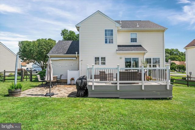254 FLAGSTONE DR, Newark, DE 19702