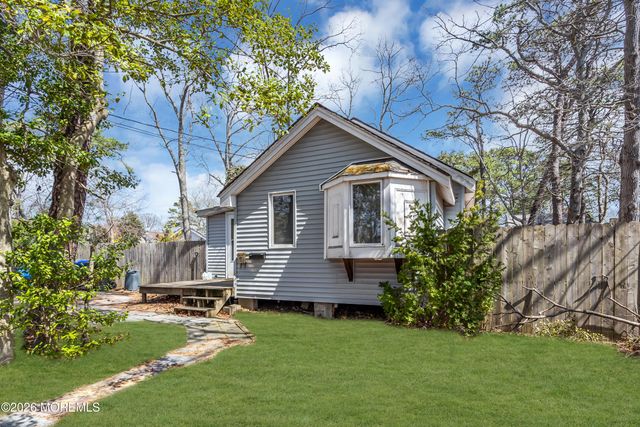 33 Wintergreen Avenue, Brick, NJ 08723