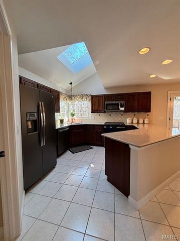 2536 River Winds Court, St Louis, MO 63129