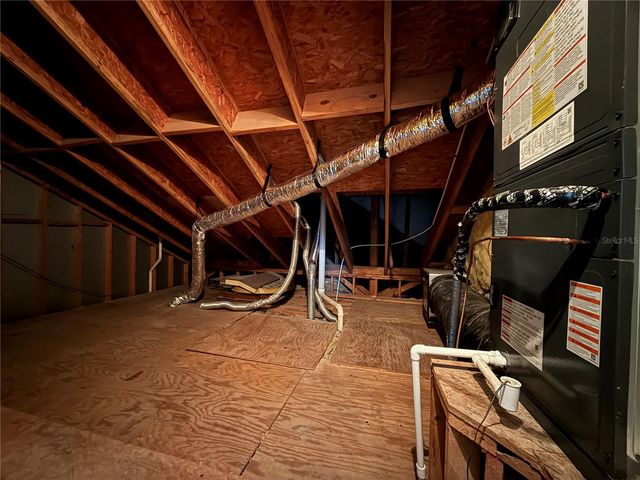 9872 BUBBLING BROOK COURT, Oviedo, FL 32765