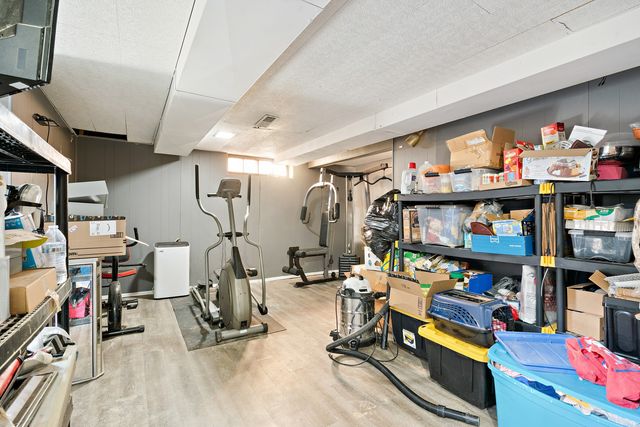 2007 Warren Street, Davenport, IA 52804