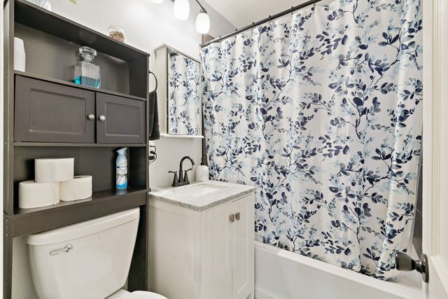 2007 Warren Street, Davenport, IA 52804