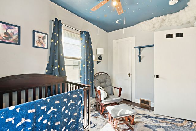 2007 Warren Street, Davenport, IA 52804