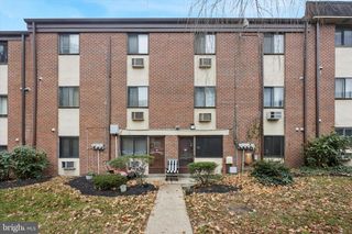 100 E GLENOLDEN AVE #D-17, Glenolden, PA 19036