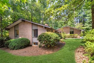 910 Freemanwood Lane, Milton, GA 30004