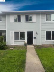 38521 Royal Ann Cmn, Fremont, CA 94536