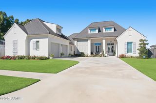 102 Queensland Place, Lafayette, LA 70503