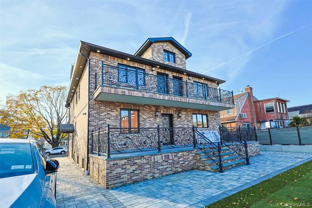 40-11 202nd Street, Bayside, NY 11361