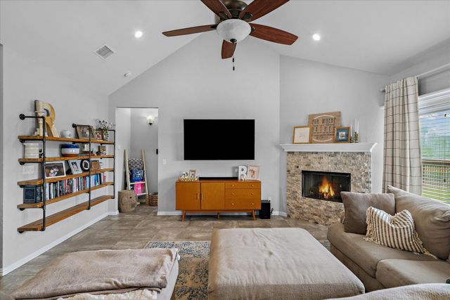 337 Kingdom, Lindale, TX 75771