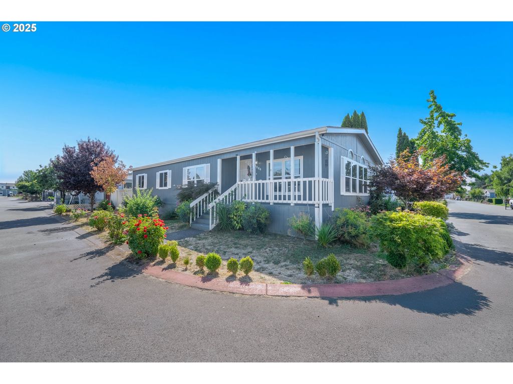 5064 SILVER Loop, Salem, OR 97305