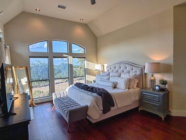 20305 Haystack CV, Spicewood, TX 78669