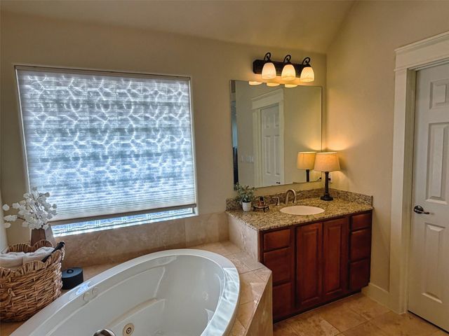 20305 Haystack CV, Spicewood, TX 78669