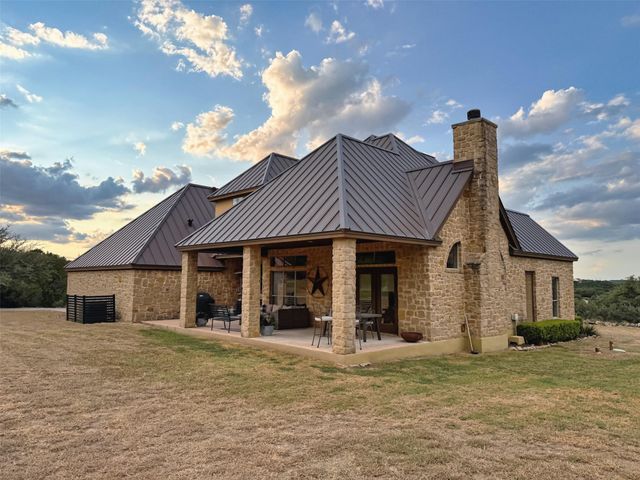 20305 Haystack CV, Spicewood, TX 78669