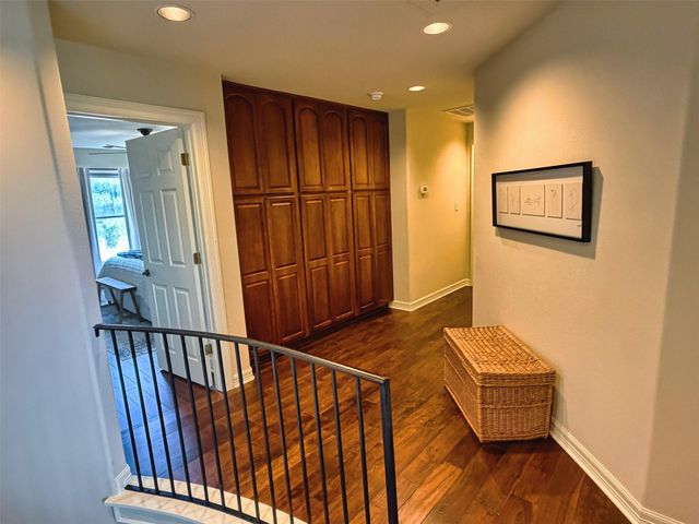 20305 Haystack CV, Spicewood, TX 78669