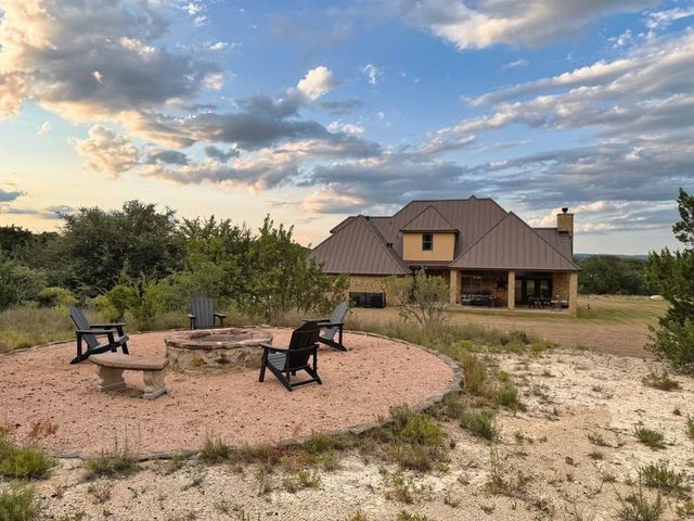 20305 Haystack CV, Spicewood, TX 78669