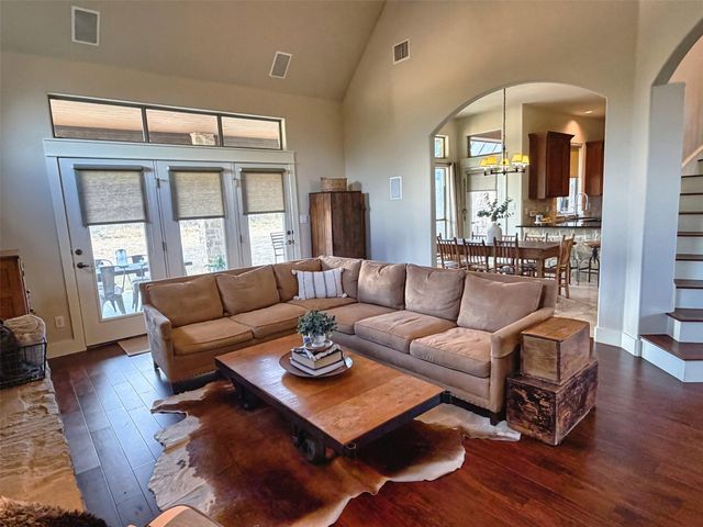 20305 Haystack CV, Spicewood, TX 78669