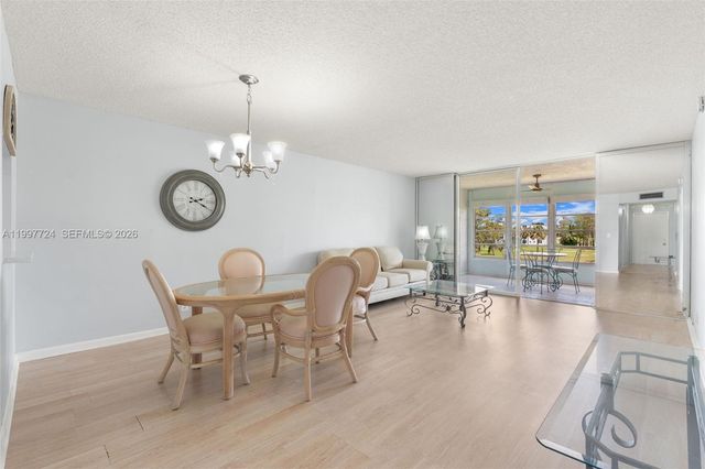 1480 NW 80th Ave 304, Margate, FL 33063