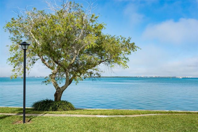 103 1ST STREET E 210, Tierra Verde, FL 33715