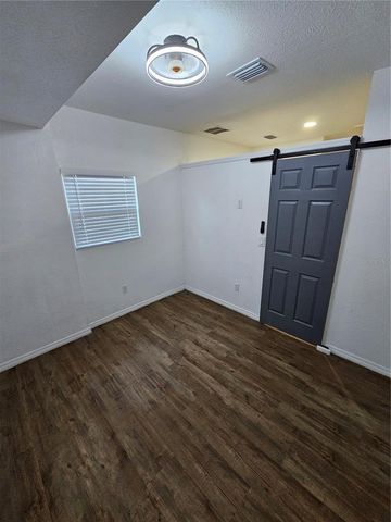 345 N THOMPSON ROAD B, Apopka, FL 32703