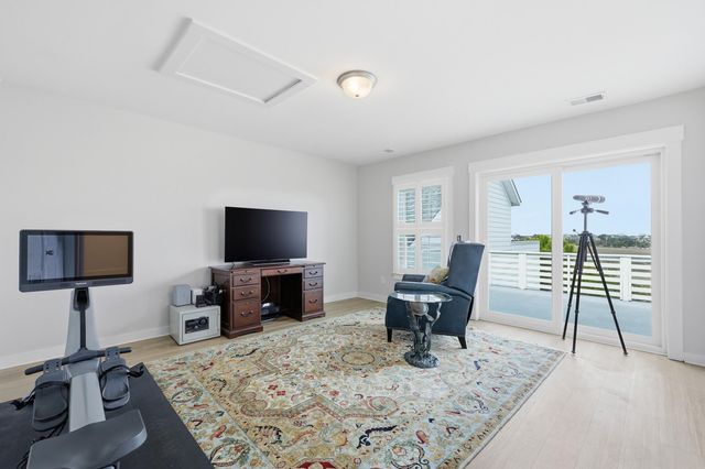 1110 Studdingsail Lane, Charleston, SC 29412