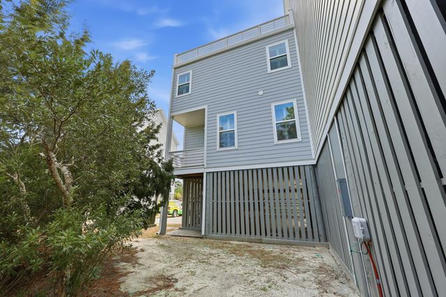 1110 Studdingsail Lane, Charleston, SC 29412